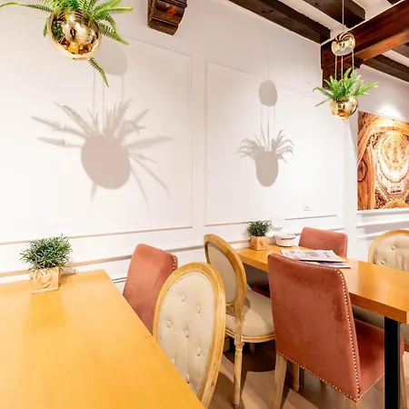 Hospedium Plaza Mayor 2*