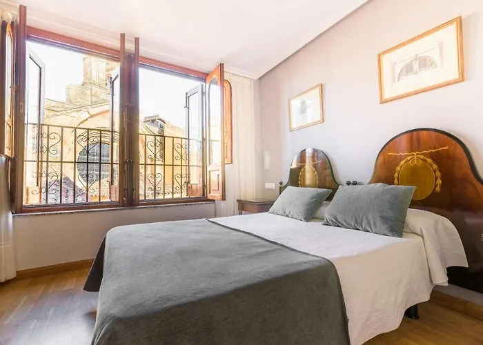 ゲストハウス Hospedium Plaza Mayor